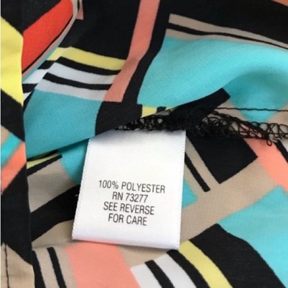 Dana Buchman Women’s Multicolored Half Button Down Sleeveless Top Size Medium - Picture 8 of 8